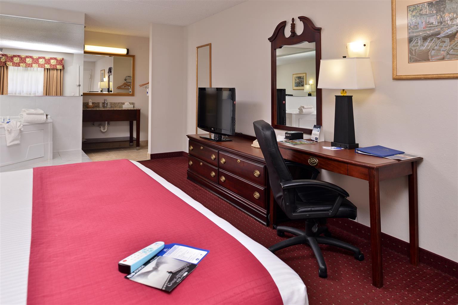 Best Western Naperville Inn Bagian luar foto